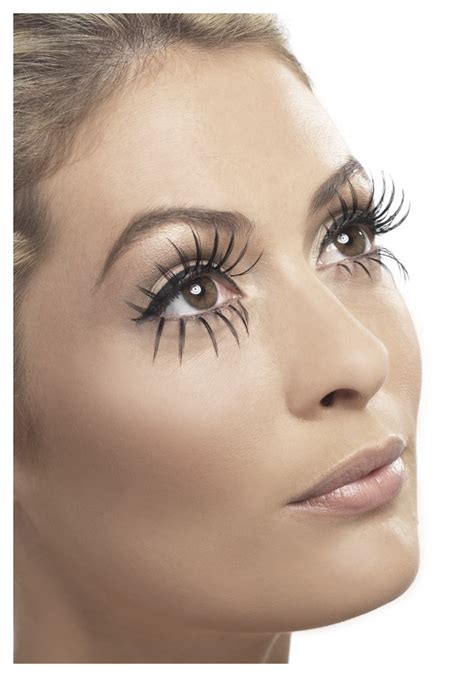 Long eye lashes. Things To Know About Long eye lashes. 